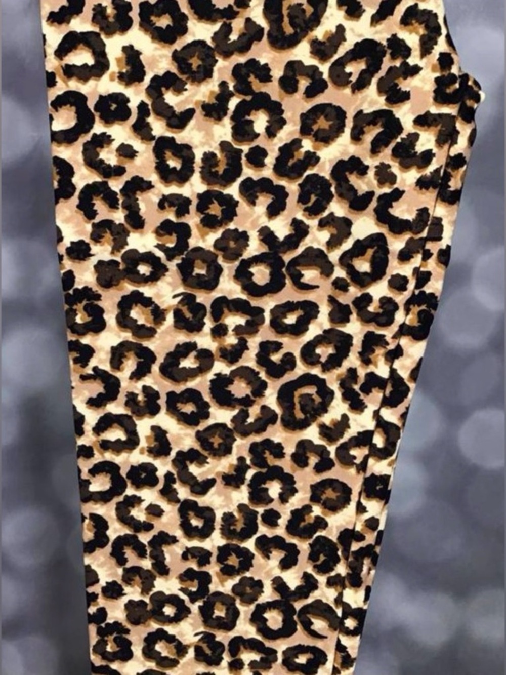 LuLaRoe | TC2 Leopard Print Leggings - Picture 2 of 3